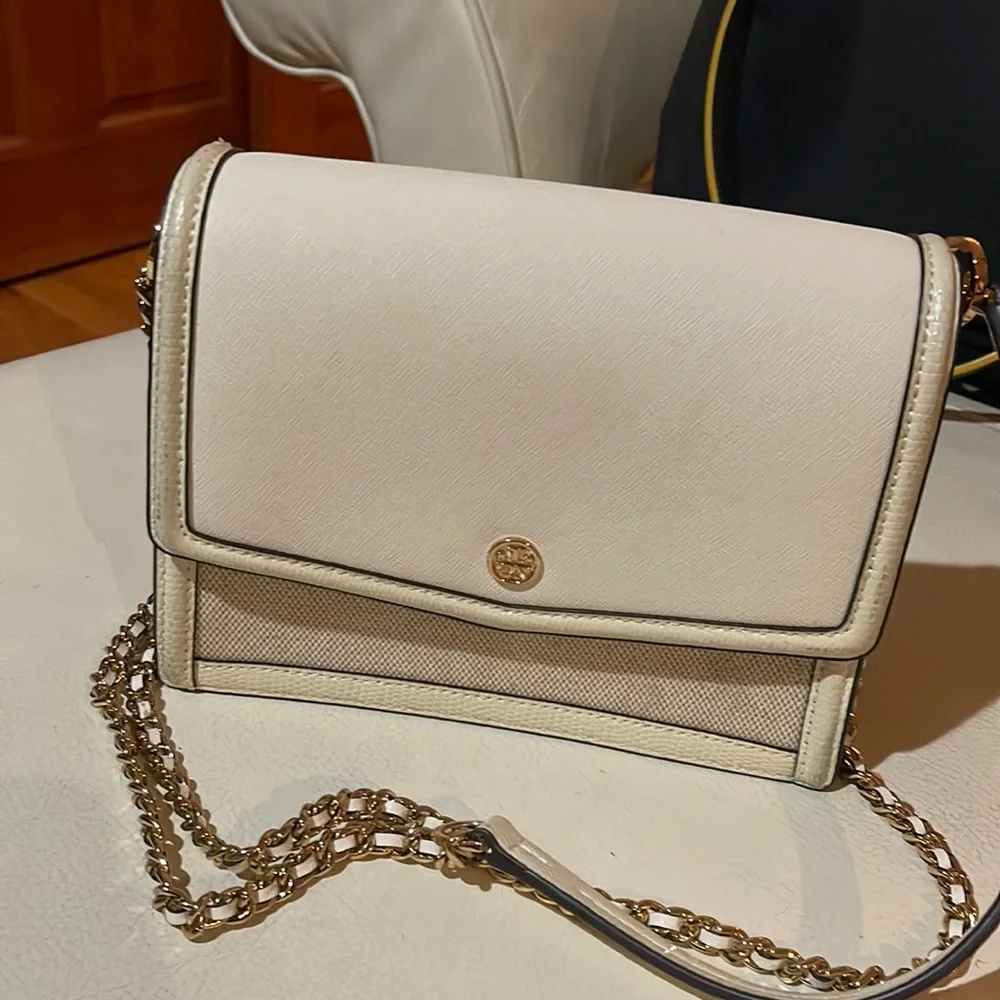 Tory Burch crossbody - Picture 1 of 4